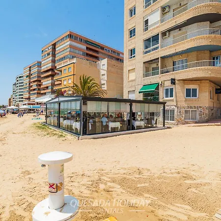 Апартаменти 50mts Acequion 3beds